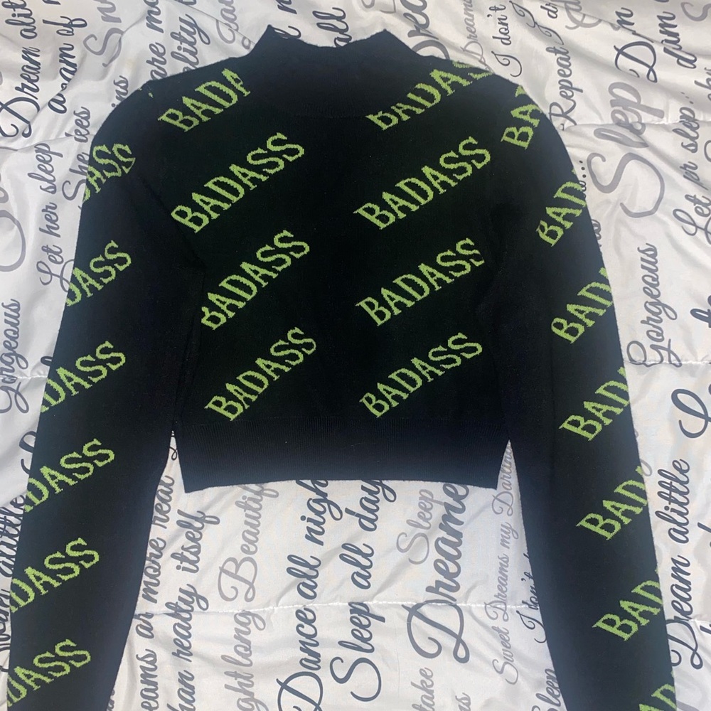 Akira Crop-Top Sweater